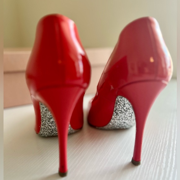 Miu Miu Patent Leather Glitter Sole Pumps - size 36.5 - Picture 4 of 7